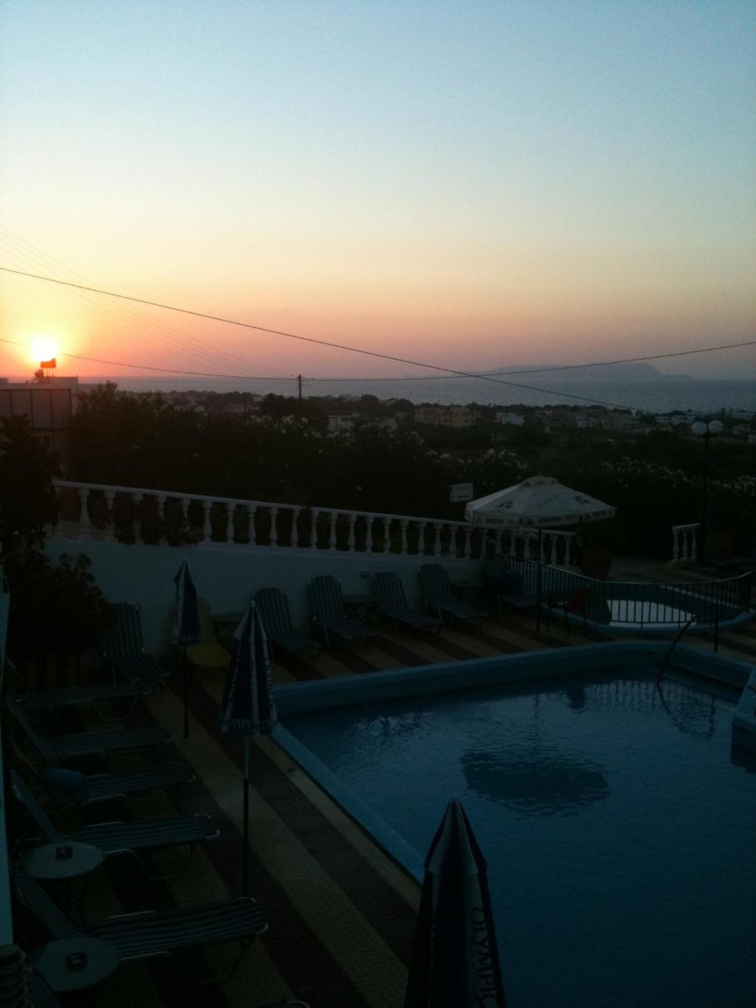 Villa Marina Hersonissos  Eksteriør billede